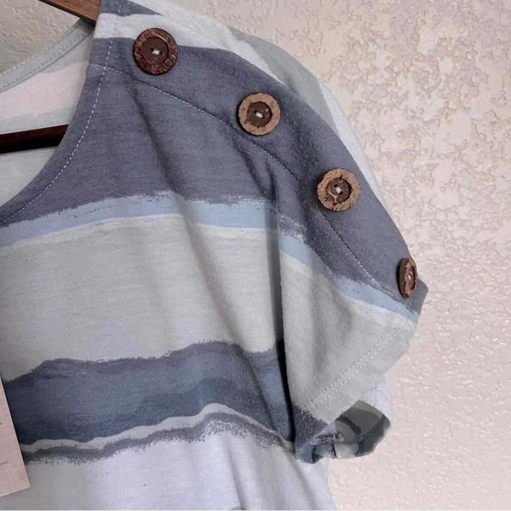 Tru Self Abstract Stripe Dolman T-Shirt with Button Shoulder Women’s Size S